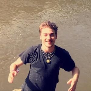 Meet your Posher, Tommy